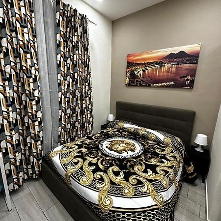 B&B Spaccanapoli A Due Passi Da Via Tribunali Eksteriør bilde