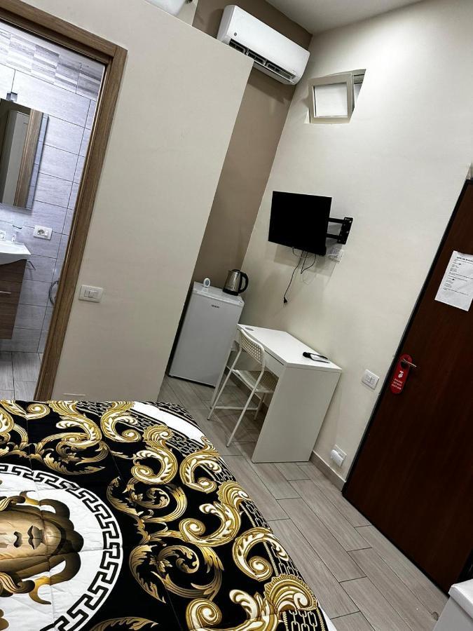 B&B Spaccanapoli A Due Passi Da Via Tribunali Eksteriør bilde